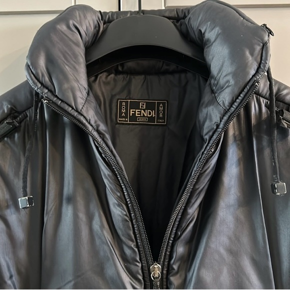 Authentic FENDI Tessuto Nylon Jacket - Picture 7 of 17